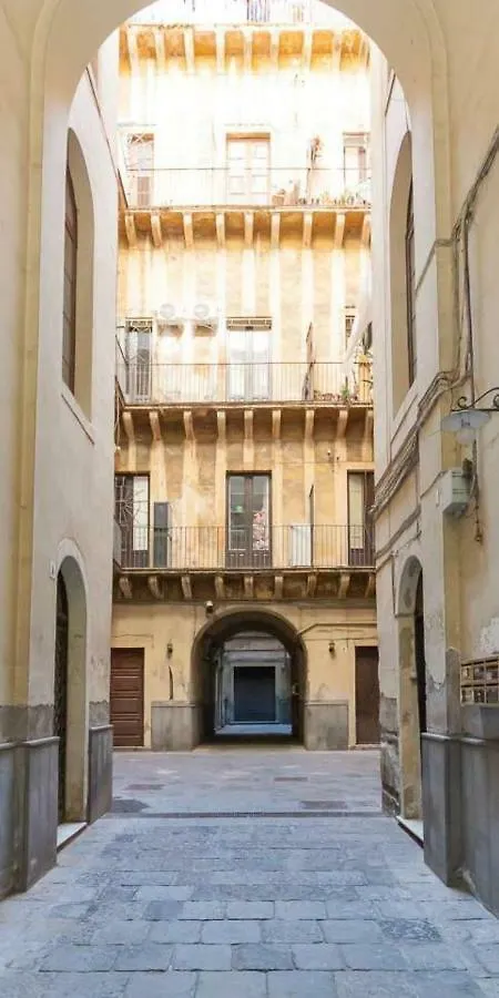 Apartament Alla Corte Del XIX Secolo Katania 0*,  Włochy